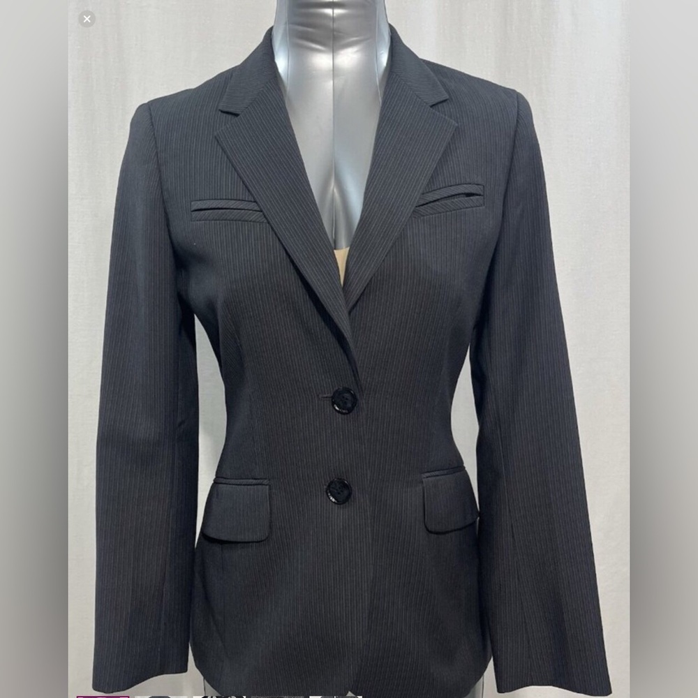 Esprit Black Pinstripe Tailored Blazer Jacket Office Professional woman’s size 6 - Picture 2 of 6